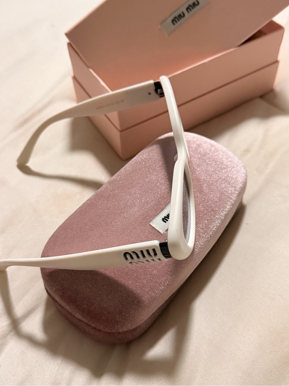 Miu Miu White Cat-Eye Sunglasses with Black Lenses - Picture 5 of 6
